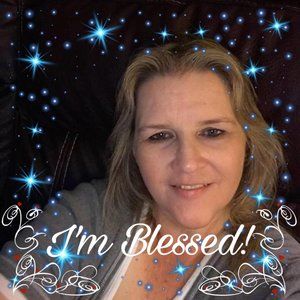 Meet your Posher, Suzanne